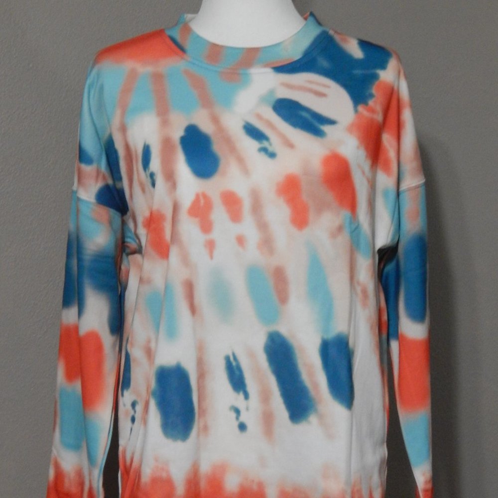 Tie Dye Long Sleeve Sweatshirt with Side Slit